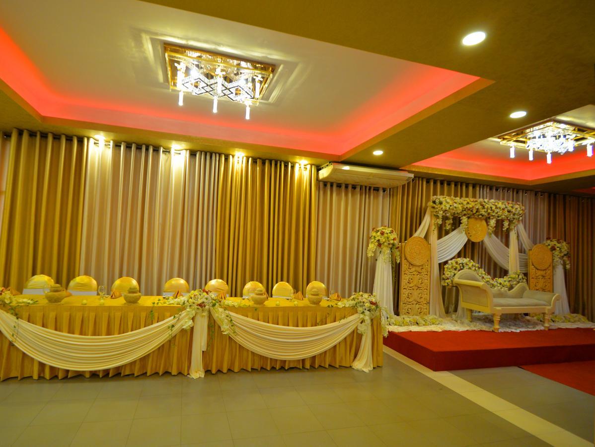 Capitalcity Hotel Badulla Buitenkant foto