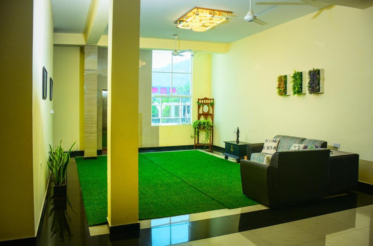 Capitalcity Hotel Badulla Buitenkant foto
