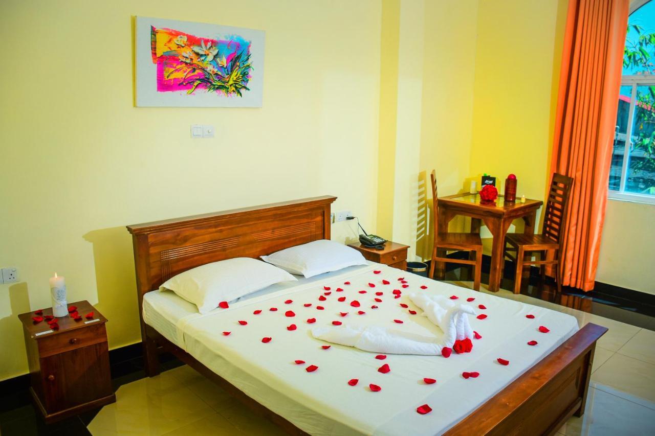 Capitalcity Hotel Badulla Buitenkant foto